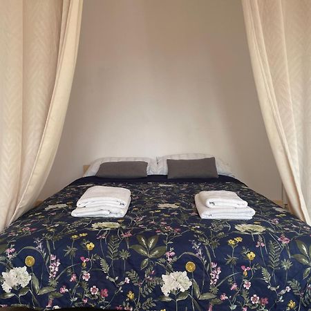 Sentymenty - Apartamenty W Kamienicy Na Mickiewicza Stary Toruń Exterior foto
